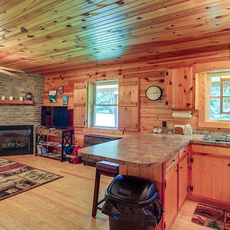 Villa Blue Ridge Mountain Cabin With Views And Hot Tub Sparta Exterior foto